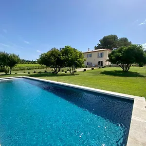  Bed & Breakfast La Soleillade Aixoise Frankrijk