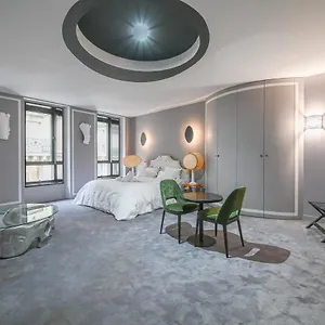 The Place To Be In Saint Germain Des Pres - Montana 2 2* Paris